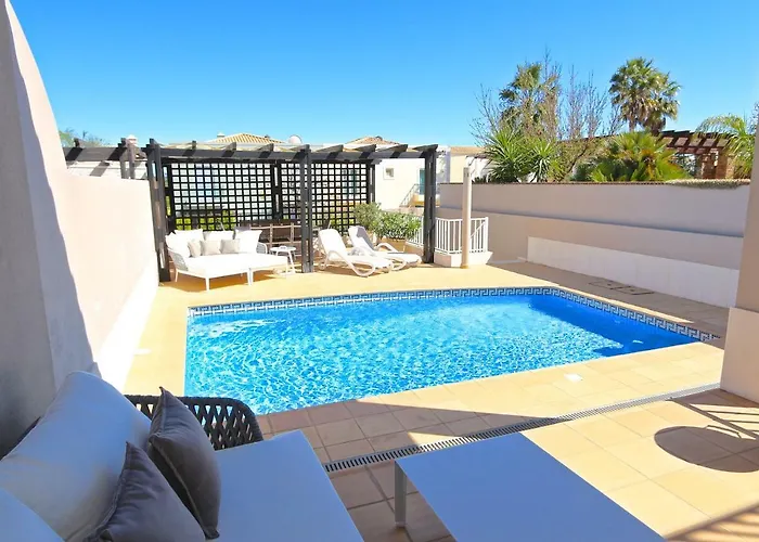 Gustas 150 - Clever Details