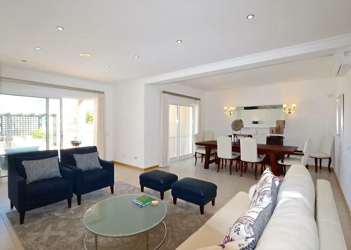 Gustas 150 - Clever Details Βίλα